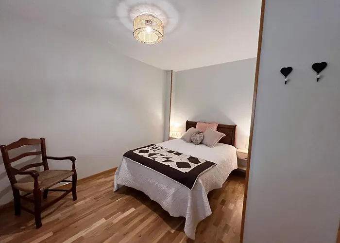 Ca La Tossa Holiday home Prats I Sansor
